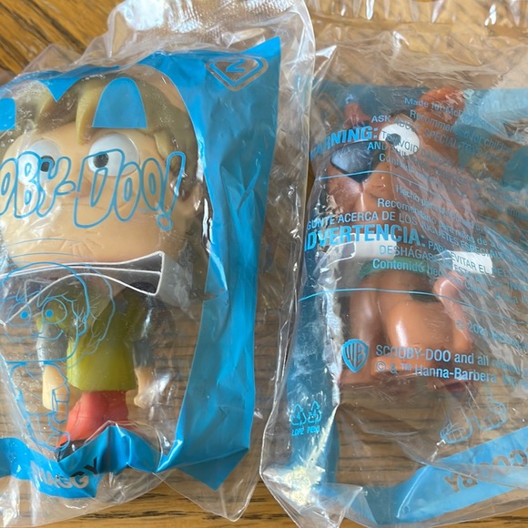 Shaggy and Scooby Doo Bobbleheads McDonald’s #1 and #2 - Picture 1 of 2